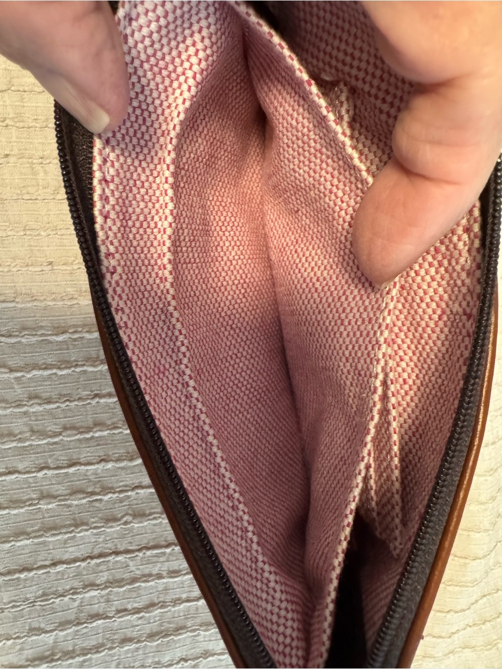 Dooney & Bourke Florentine Leather Zip Coin Purse Wallet Brown - Picture 5 of 5